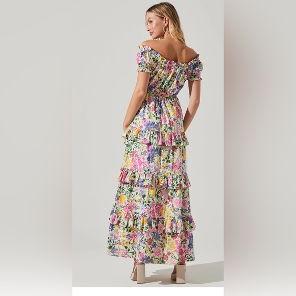 ASTR  VIONA FLORAL OFF SHOULDER TIERED MAXI DRESS - Picture 3 of 10